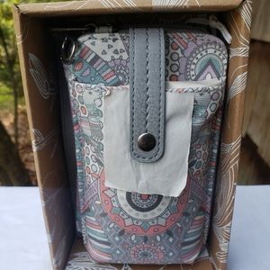 Sakroots Smartphone Wristlet Artists Circle NWT